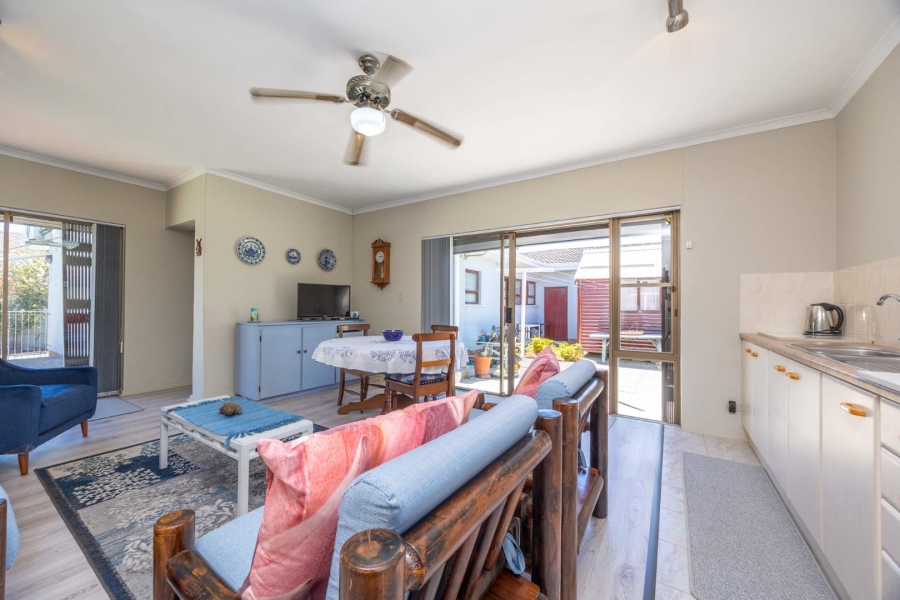 6 Bedroom Property for Sale in Goodwood Estate Western Cape